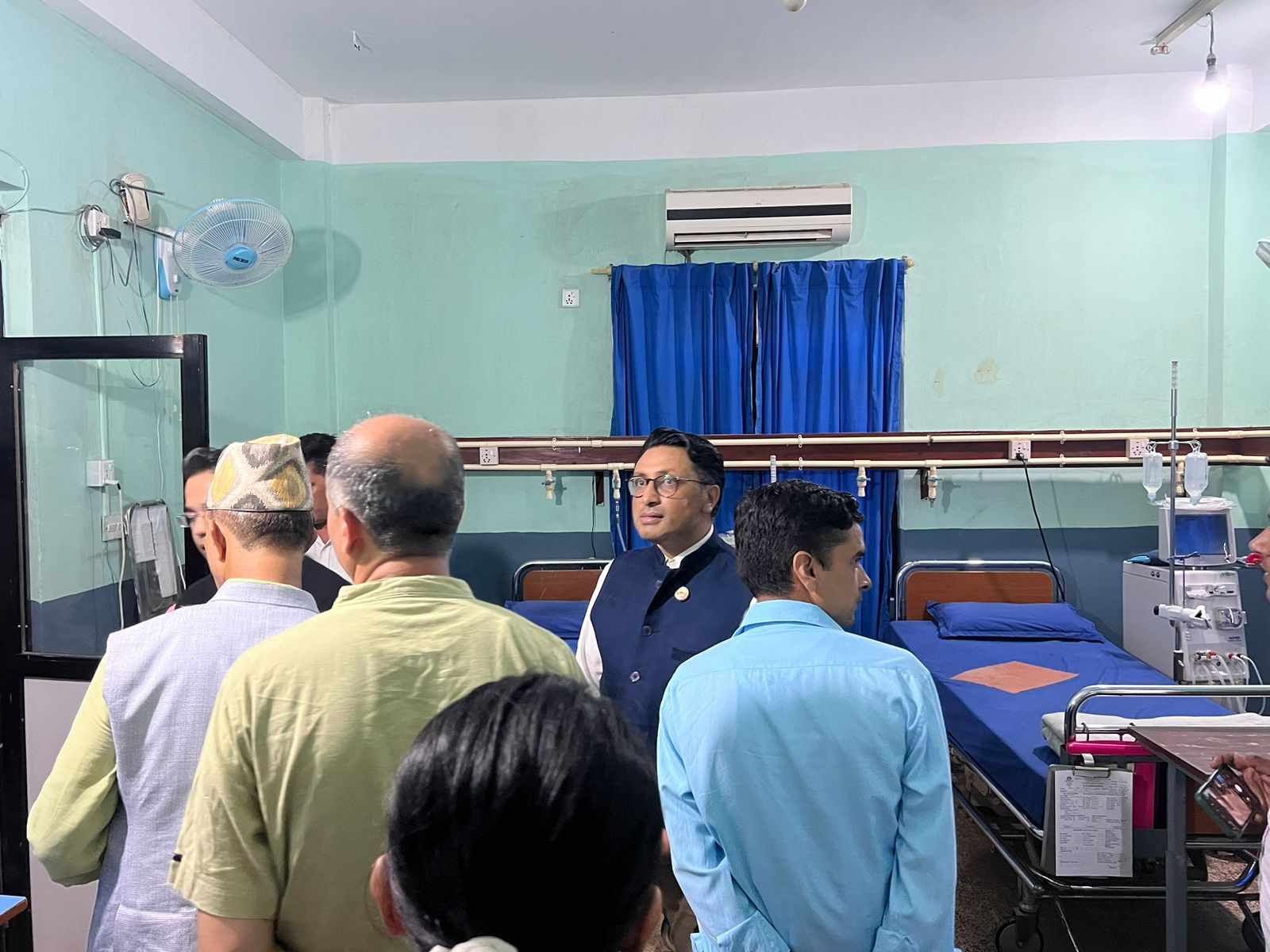 Handover of dialysis machine